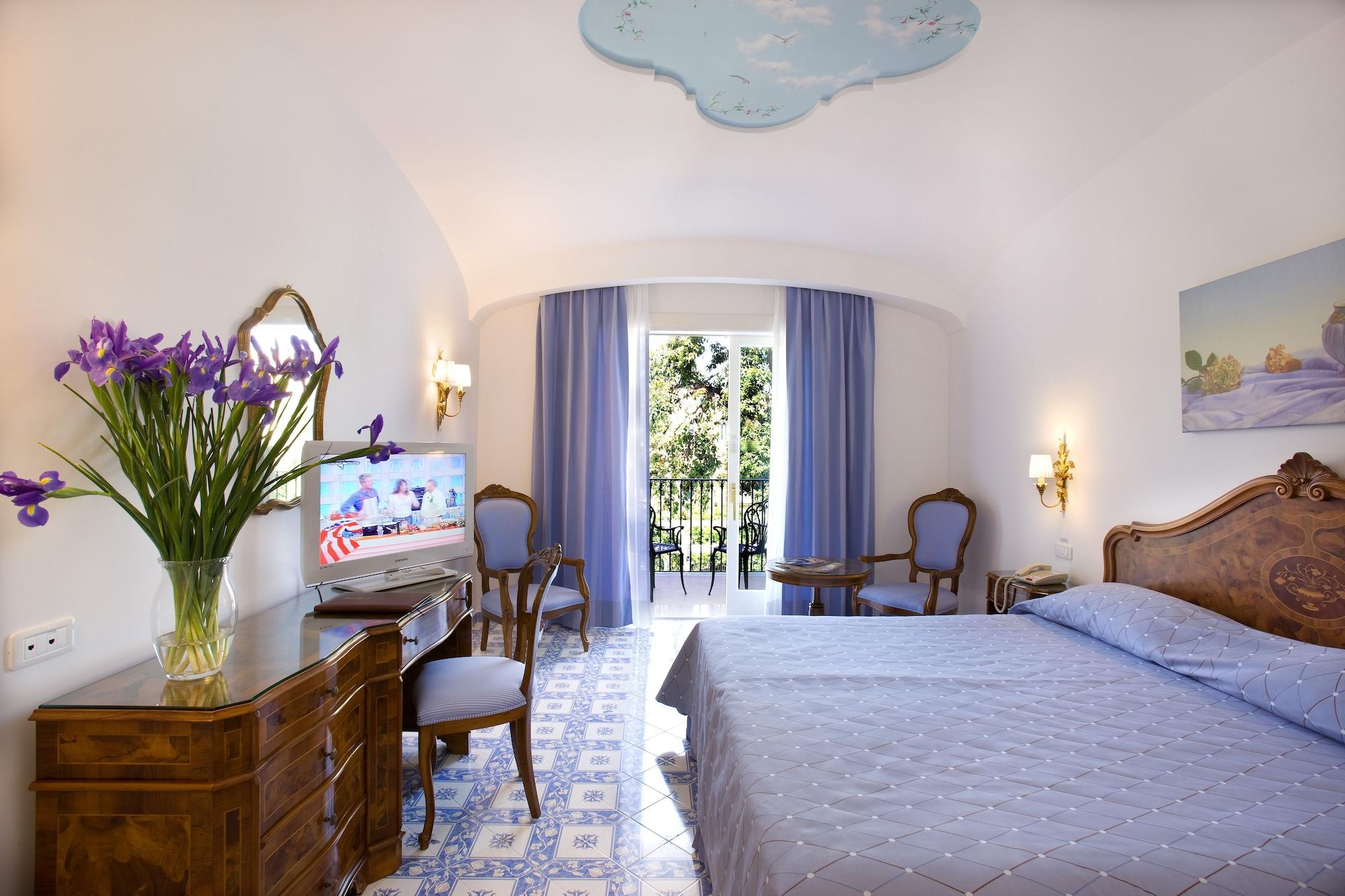 Grand Hotel La Favorita Sorrento Exterior photo