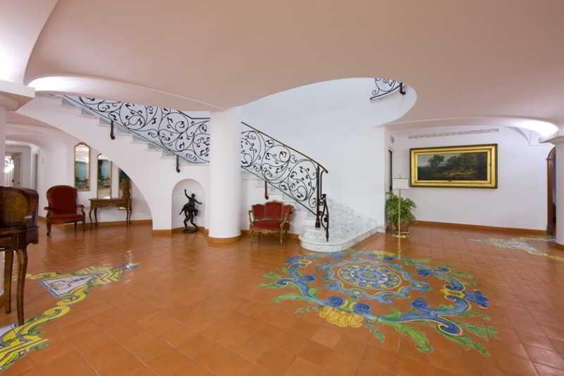 Grand Hotel La Favorita Sorrento Exterior photo Interior of the residence