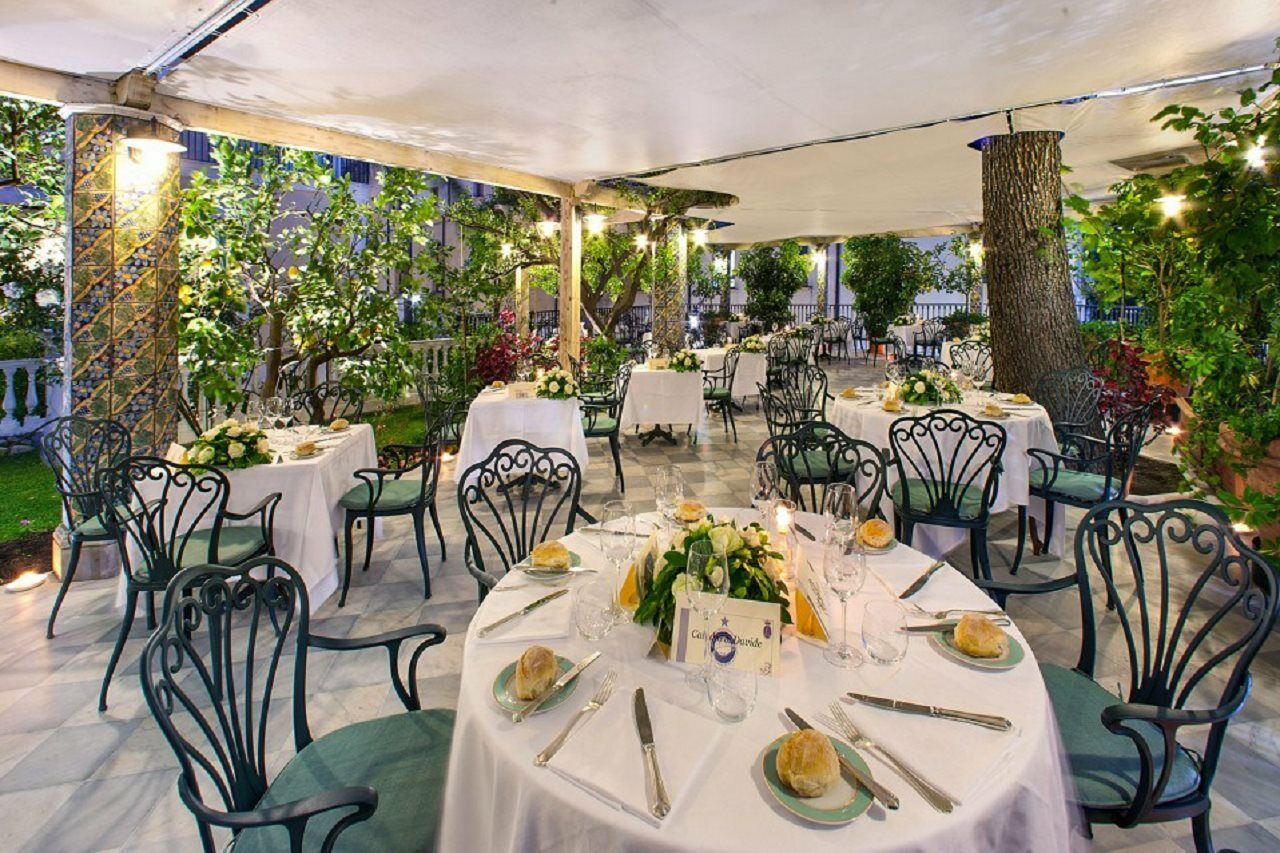 Grand Hotel La Favorita Sorrento Exterior photo The Pergola